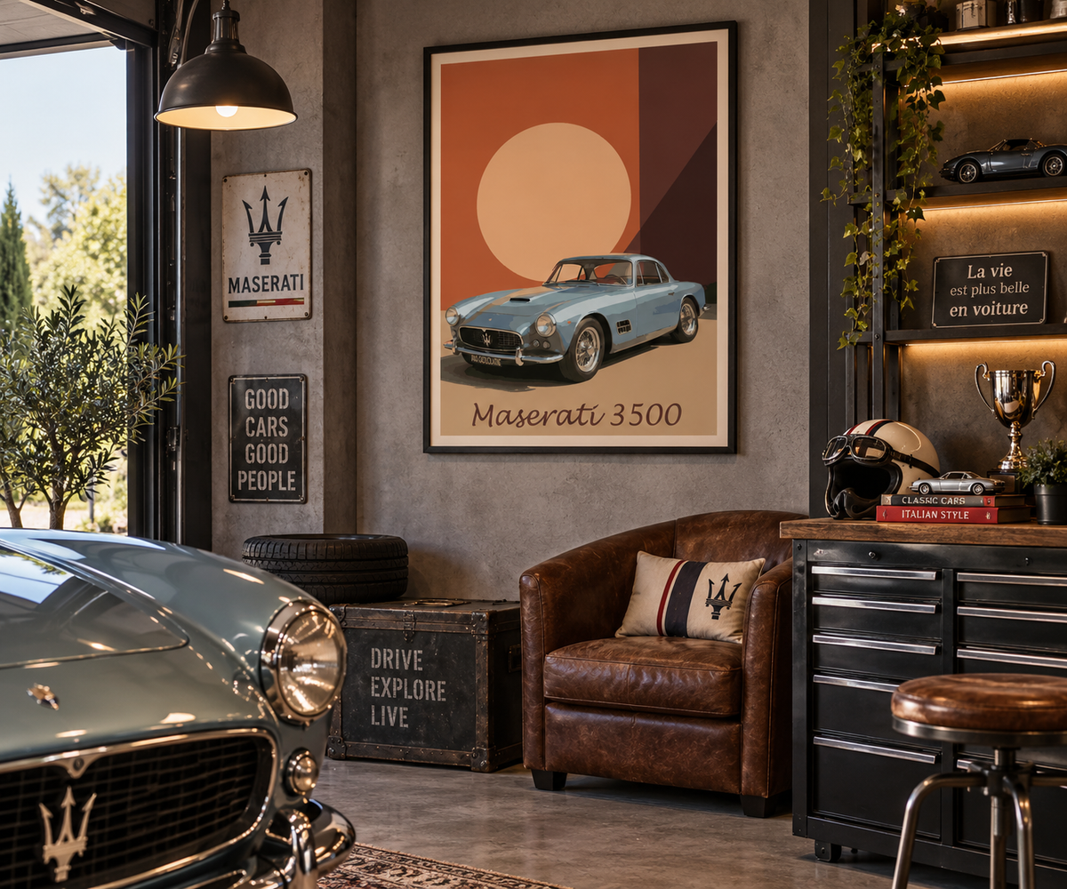 Affiche Maserati 3500 encadrée dans un garage chic – décoration automobile vintage