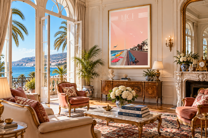 Affiche Nice vintage en situation dans un intérieur chic, décoration Côte d’Azur et Promenade des Anglais, Pais Chocolatine